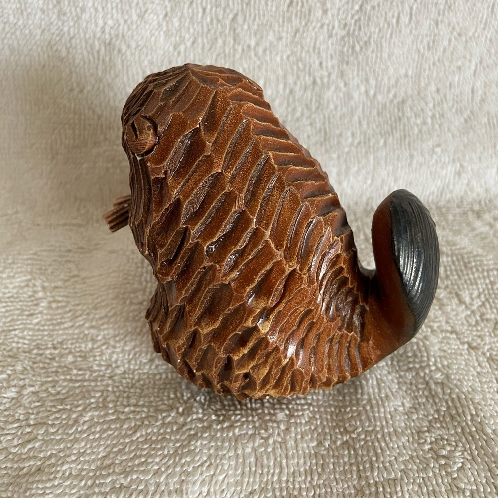 🩵 Artesania Rinconada Beaver #71 Hand Carved Clay Cute Animal Holding Sticks - Picture 5 of 9